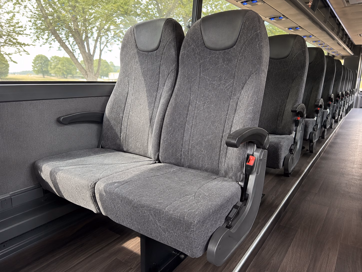 ready to compare long distance buses to los angeles or las vegas from elk grove