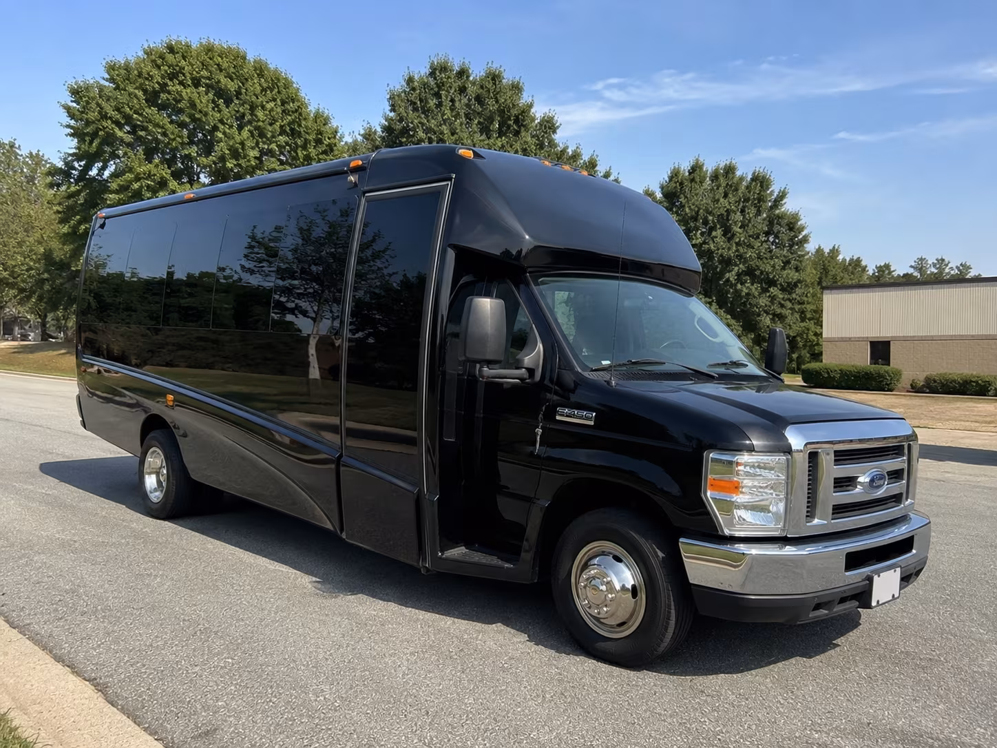 take your wedding party to lodi wine country venues in style